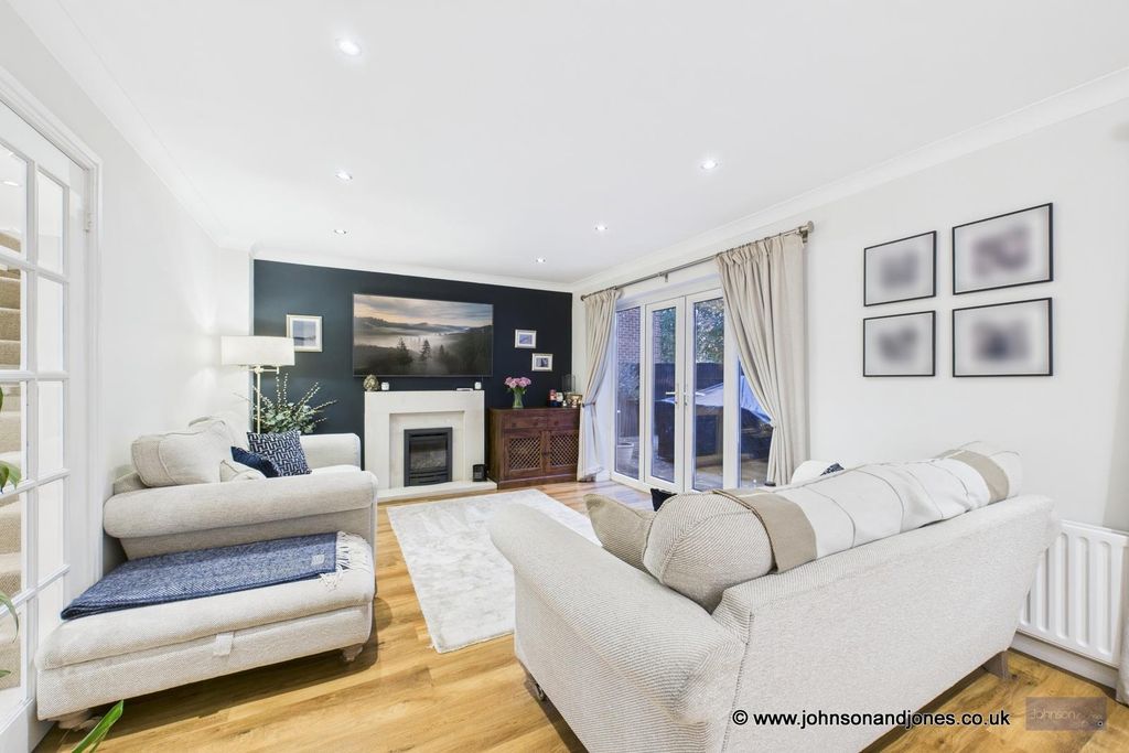 Additional image 3 of 4 bed detached house for saleSt. Johns Road, Ascot SL5