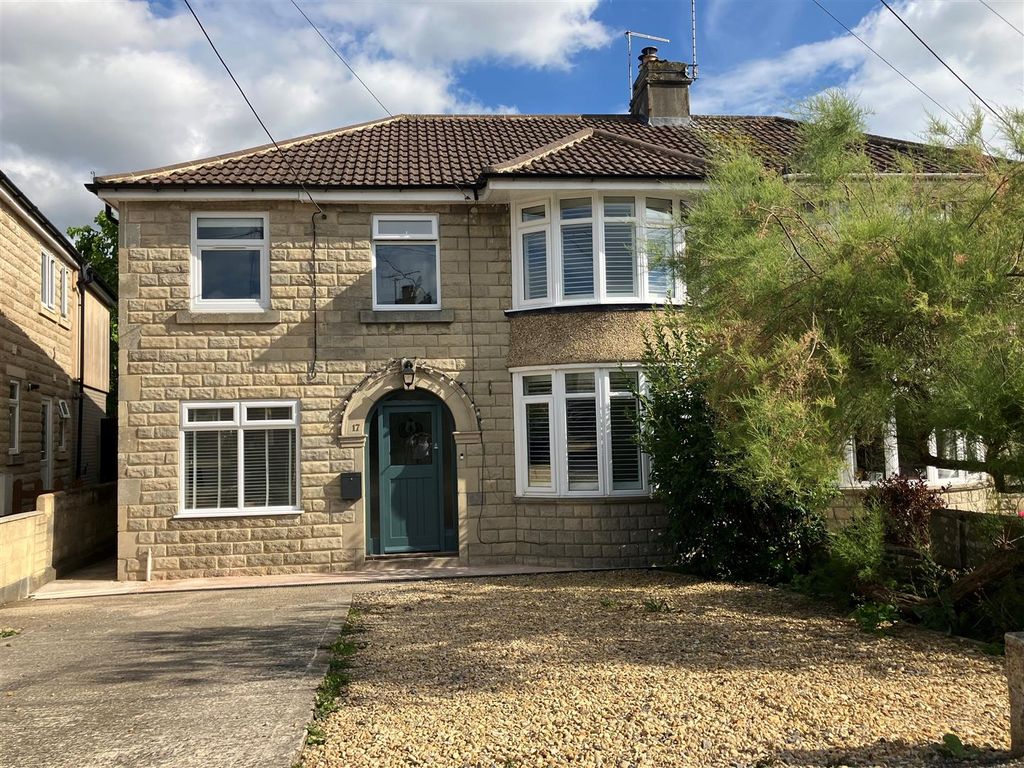 4 bed semi-detached house for saleEast Yewstock Crescent, Chippenham SN15