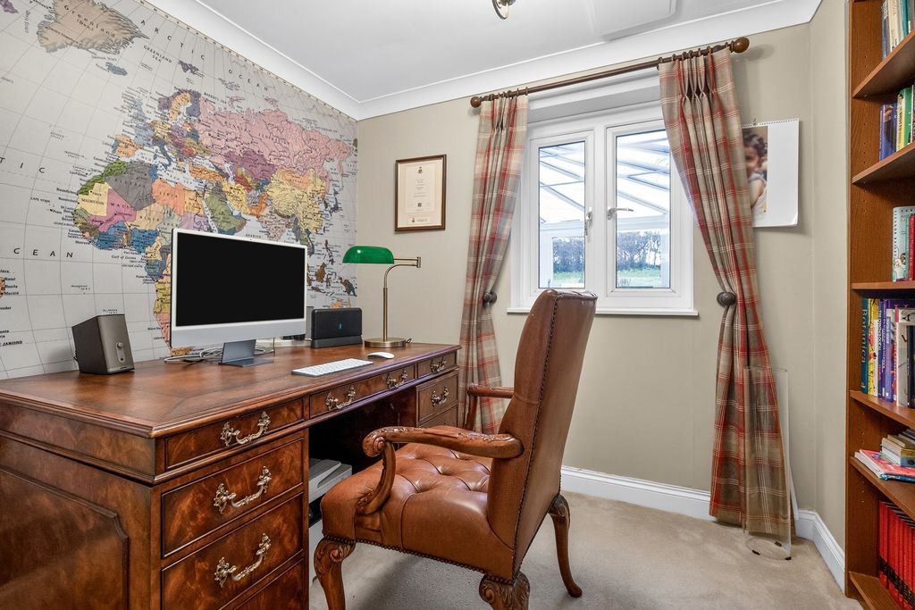 Additional image 17 of 4 bed detached house for saleMartins Rise, Whiteparish, Salisbury SP5