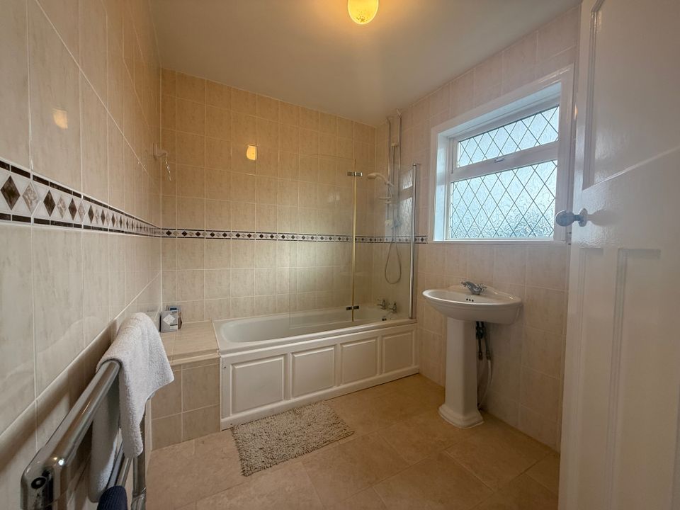Additional image 14 of 3 bed detached house for saleMarlborough Road, Swindon SN3