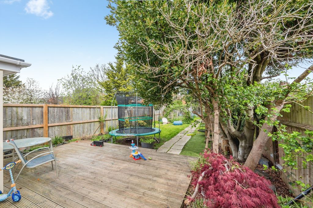 Additional image 18 of 3 bed semi-detached house for saleCopse Avenue, Swindon SN1