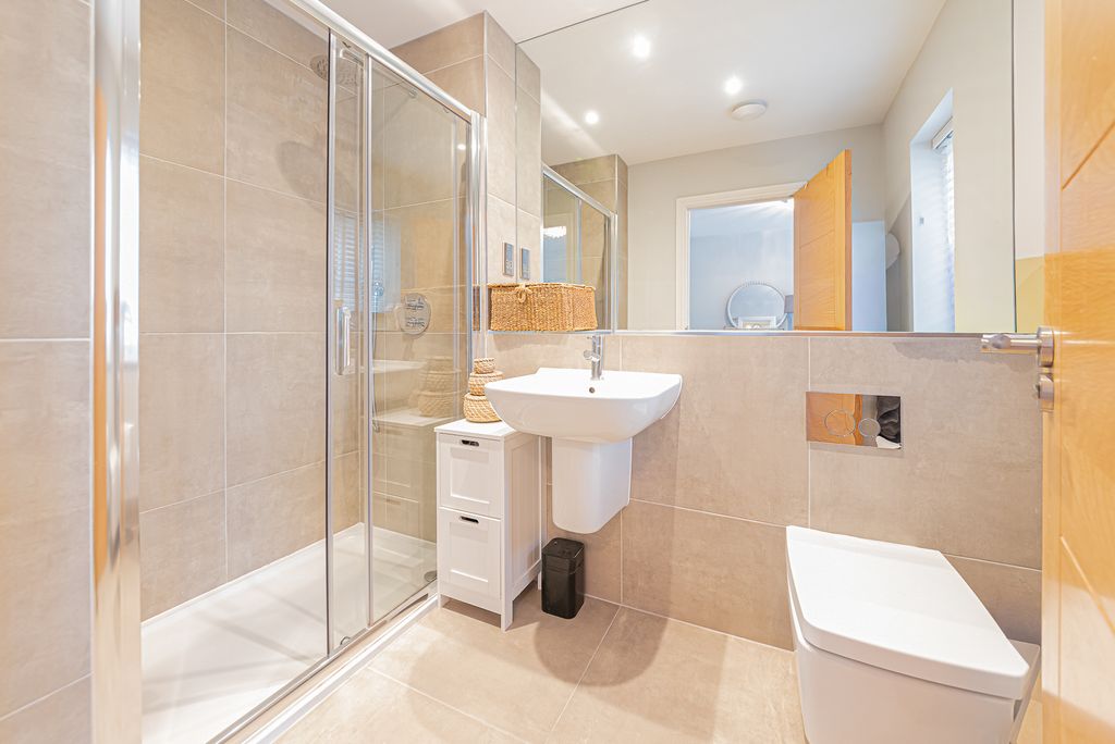 Additional image 7 of 3 bed terraced house for sale3 Ballin Gardens, New Road, Ascot, Berkshire SL5
