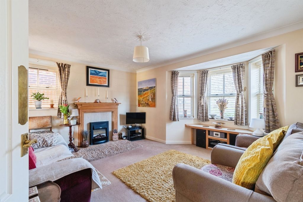 Additional image 2 of 3 bed detached house for saleWillowbank, Chippenham SN14