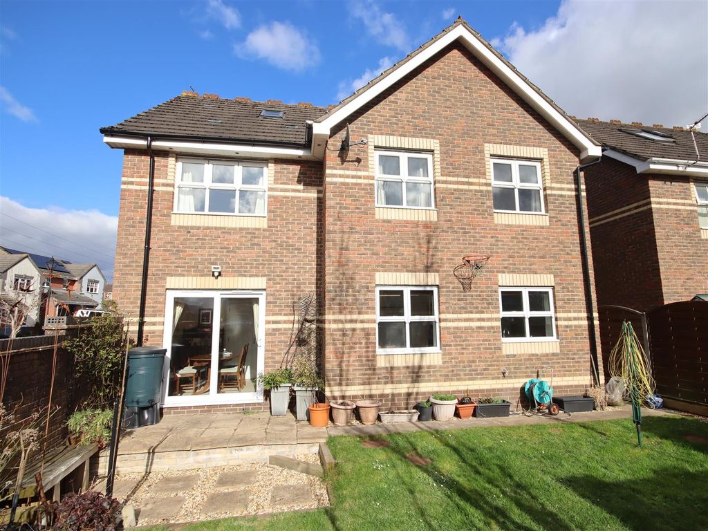 Additional image 23 of 6 bed detached house for saleSheepscroft, Chippenham SN14
