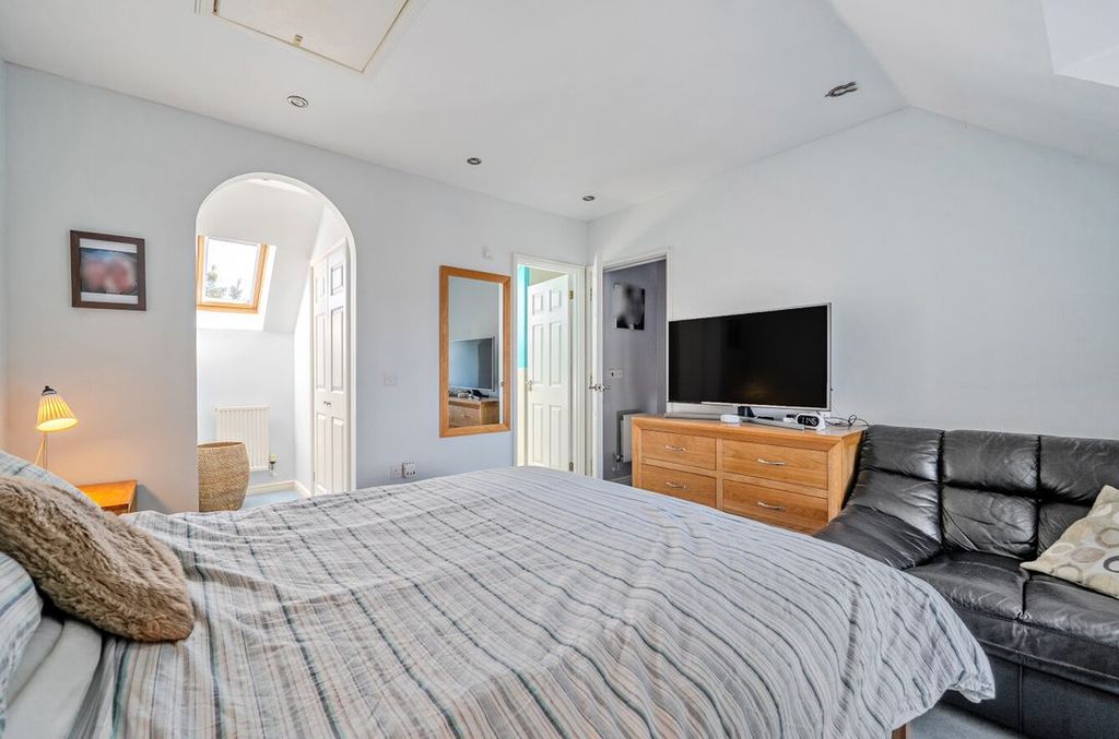 Additional image 7 of 3 bed terraced house for saleJohn Alder Close, Chiseldon, Swindon SN4