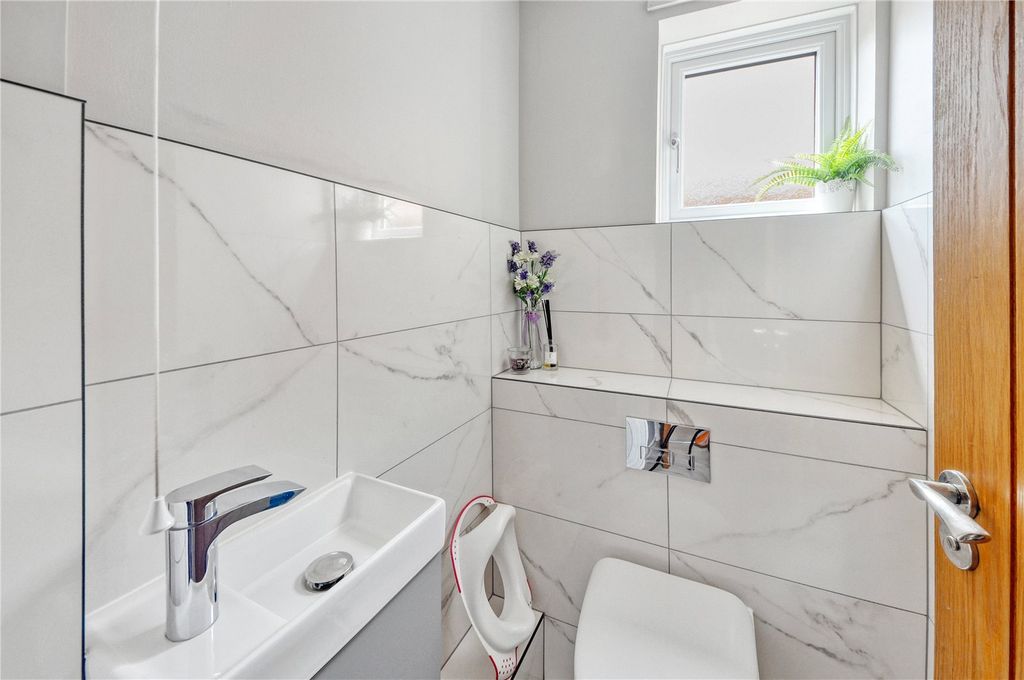 Additional image 15 of 4 bed detached house for saleGifford Road, Stratton, Swindon SN3