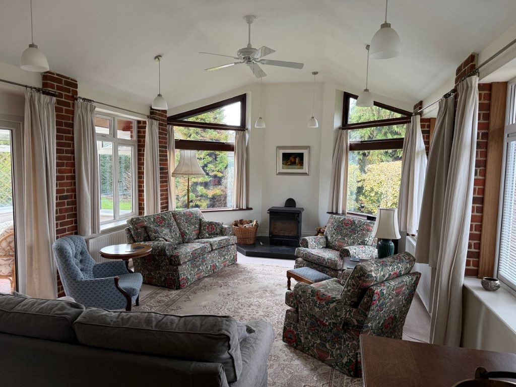 Additional image 6 of 4 bed bungalow for salePitton, Salisbury SP5