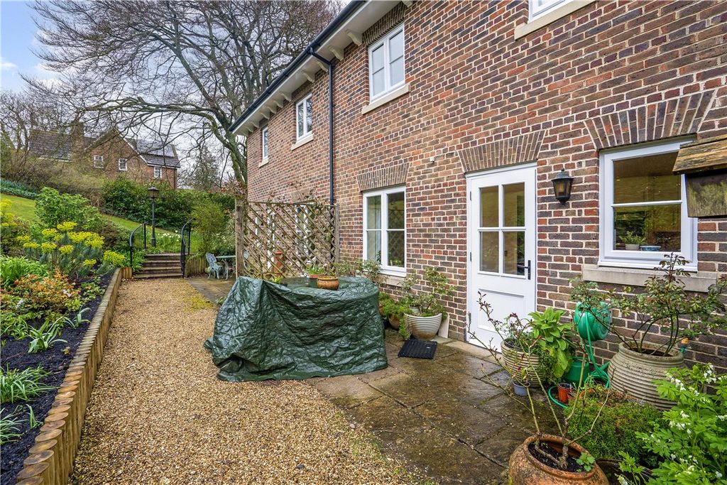 Additional image 19 of 2 bed terraced house for saleWye House Gardens, Barn Street, Marlborough, Wiltshire SN8