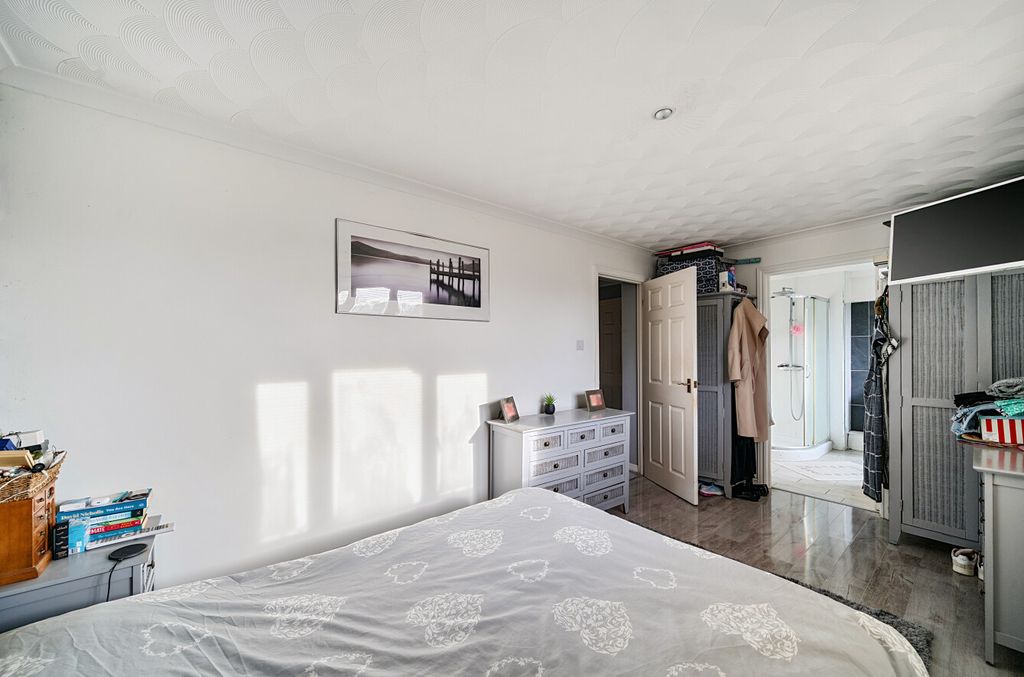 Additional image 15 of 4 bed detached house for saleBoundary Close, Kingsdown, Swindon SN2
