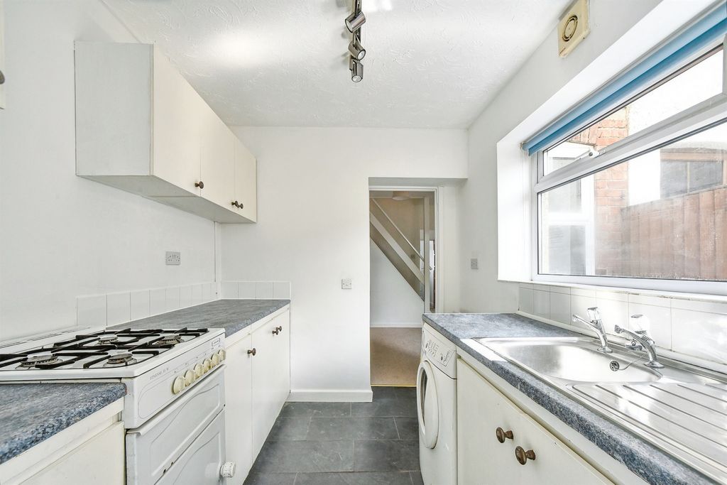 Additional image 2 of 3 bed terraced house for saleHigh Street, Haydon Wick, Swindon SN25