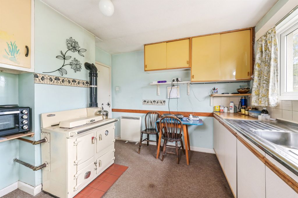 Additional image 7 of 4 bed detached bungalow for saleOakleigh Drive, Landford, Salisbury SP5