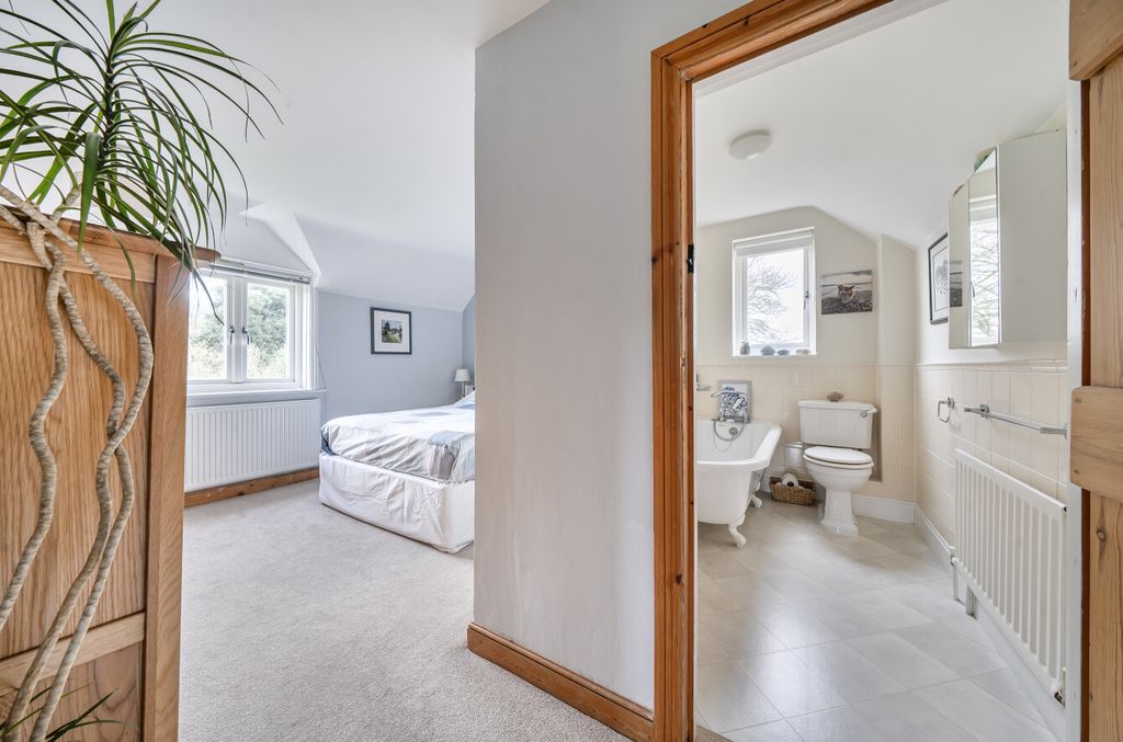 Additional image 10 of 4 bed cottage for saleHamptworth Road, Landford, Salisbury SP5