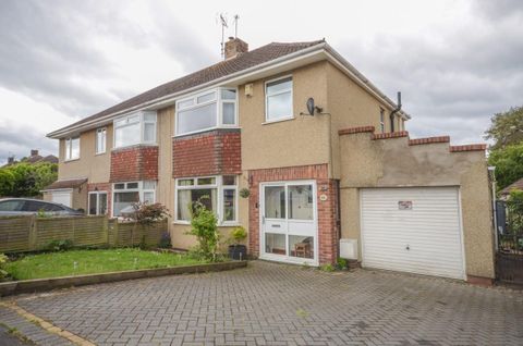 Fouracre Road, Downend, Bristol BS16