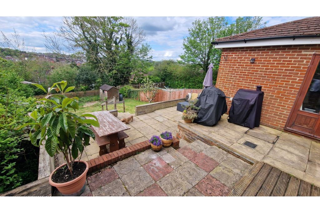 Additional image 35 of 4 bed semi-detached house for saleOrchard Road, Marlborough SN8