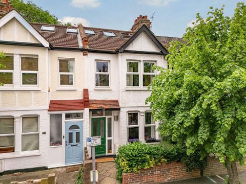 Edna Road, Raynes Park SW20