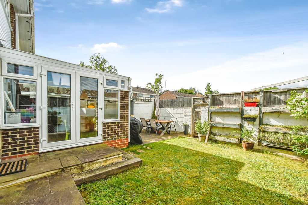 Additional image 17 of 3 bed semi-detached house for saleBarrington Close - Liden, Swindon SN3