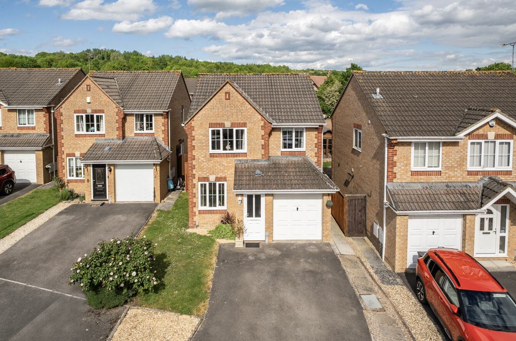 3 bed detached house for saleTimandra Close, Abbey Meads, Swindon SN25