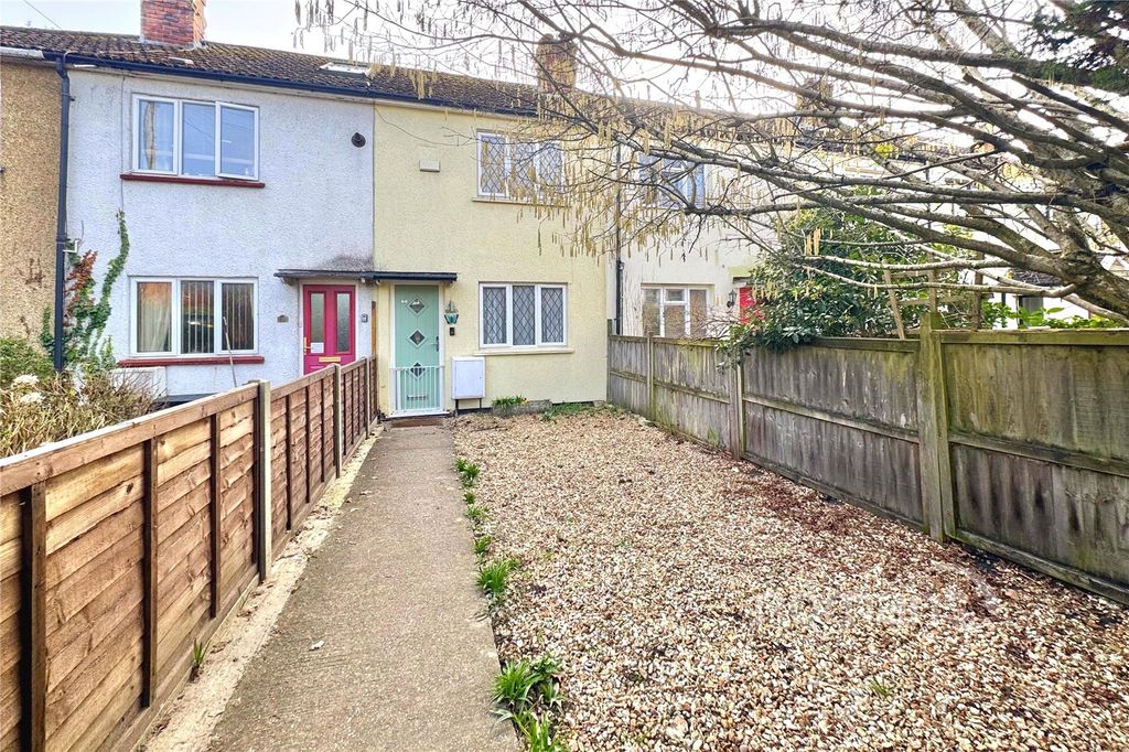 2 bed terraced house for saleYorktown Road, Sandhurst, Berkshire GU47