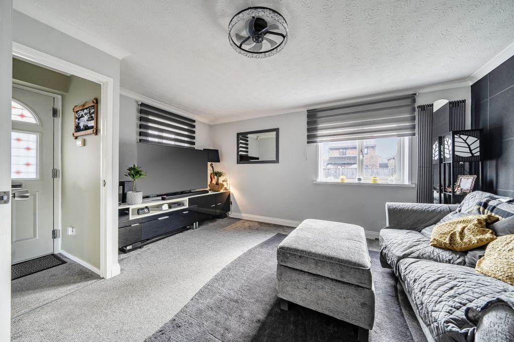 Additional image 11 of 3 bed end terrace house for saleMortimer Close, Old Shaw, Swindon SN5