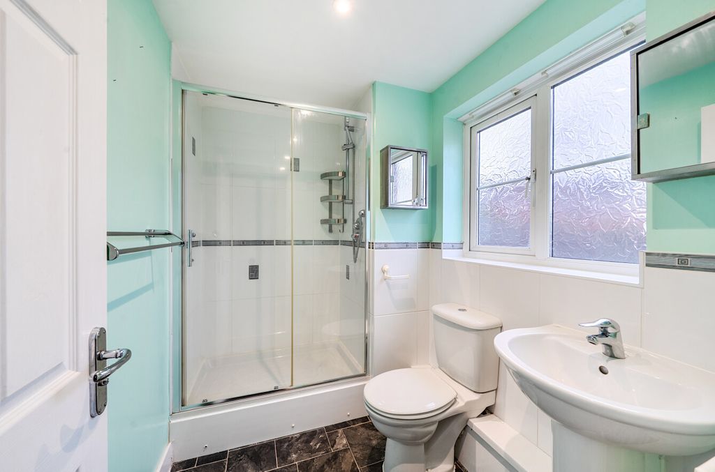 Additional image 22 of 5 bed terraced house for saleZakopane Road, Swindon, Wiltshire SN25