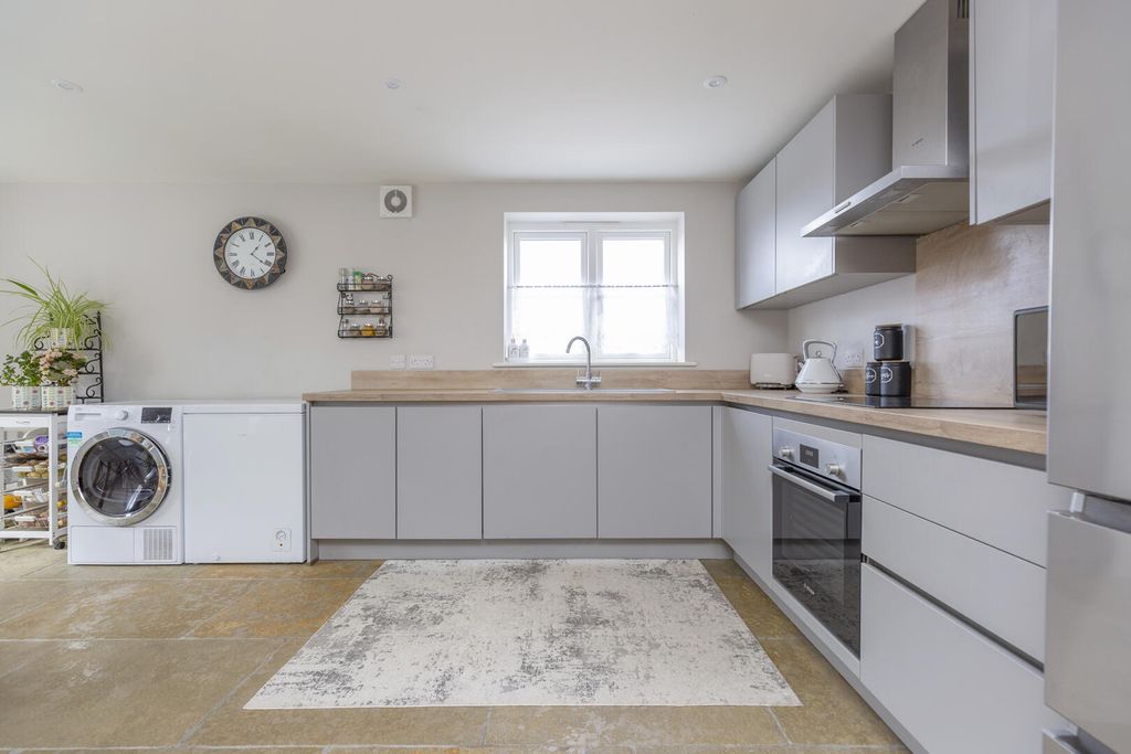 Additional image 6 of 2 bed property for saleSwallowcliffe, Salisbury SP3