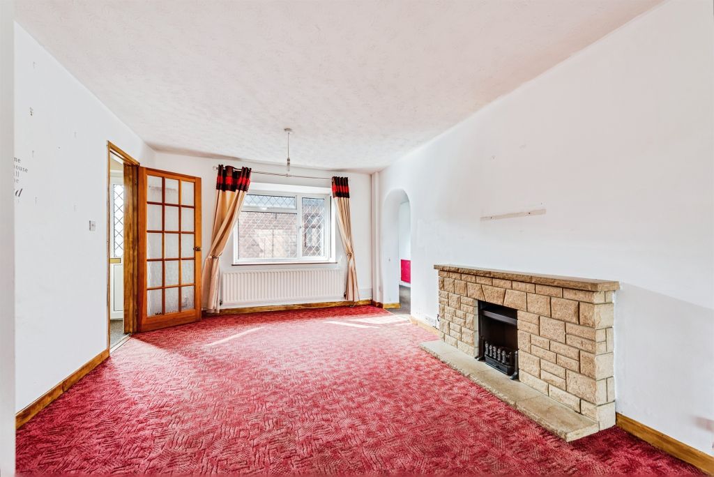 Additional image 3 of 4 bed semi-detached house for saleCastlefield Close, Eastleaze, Swindon SN5