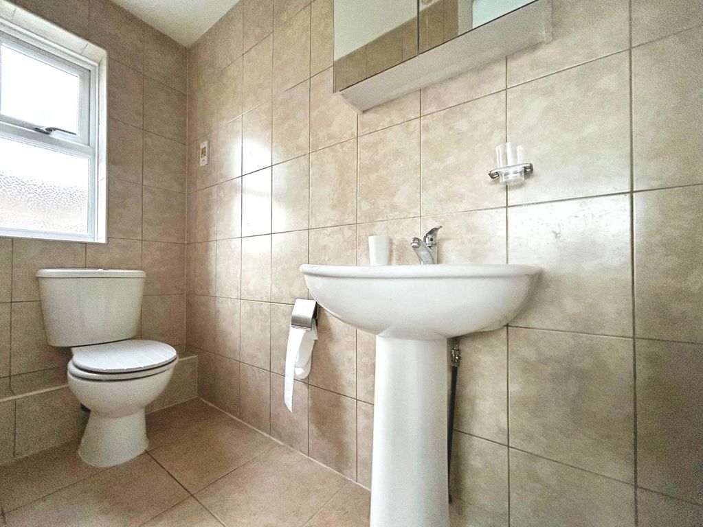 Additional image 11 of 4 bed detached house for saleHale End, Bracknell, Berkshire RG12