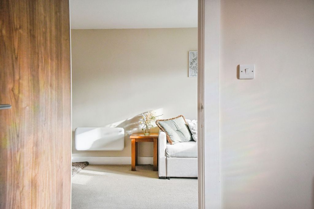 Additional image 16 of 1 bed flat for saleThomas Street, Swindon, Wiltshire SN2