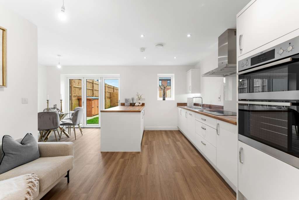 Additional image 4 of 4 bed semi-detached house for sale"The Hickory" at Leighton Park Rd, Westbury Leigh, Westbury BA13