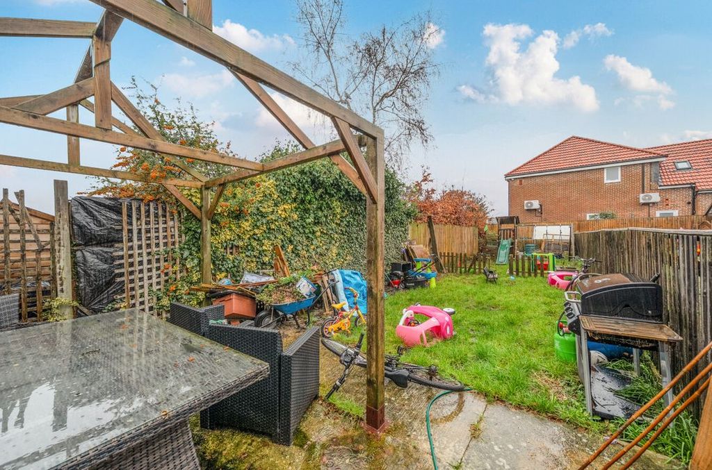 Additional image 4 of 2 bed terraced house for saleHighworth Road, Swindon, Swindon SN3