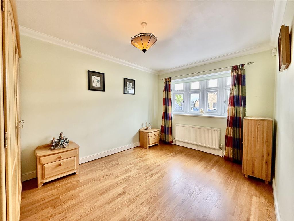 Additional image 5 of 3 bed detached bungalow for saleEgerton Close, Swindon SN3