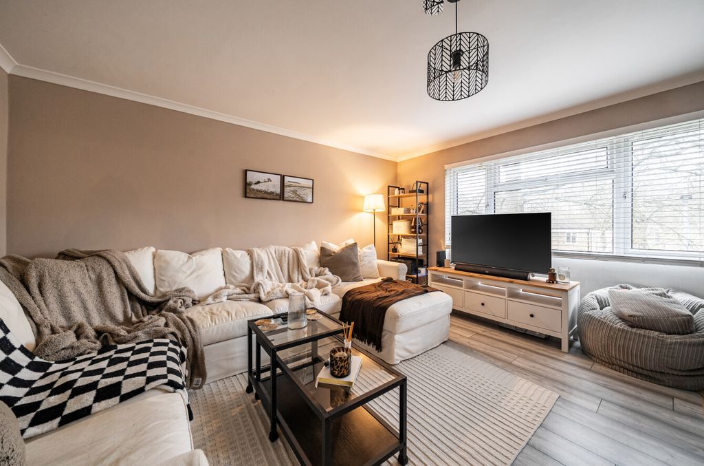 Additional image 15 of 2 bed flat for saleEarlswood, Bracknell RG12