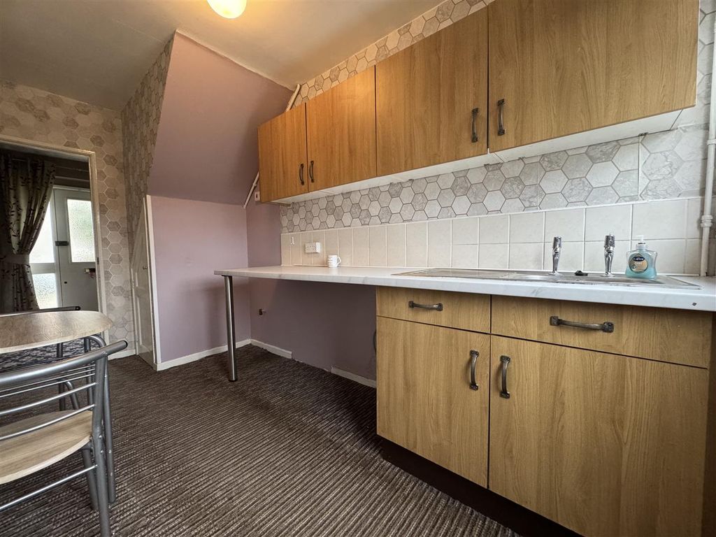 Additional image 7 of 3 bed terraced house for saleCarstairs Avenue, Swindon SN3