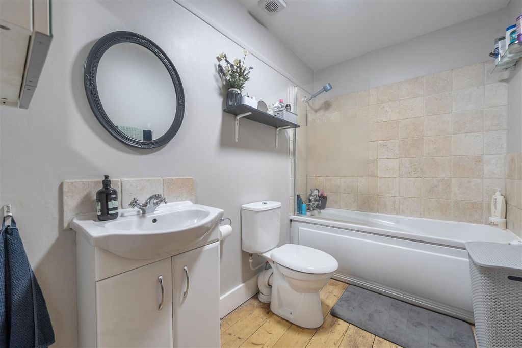 Additional image 16 of 3 bed terraced house for saleCambridge Road, Crowthorne, Berkshire RG45