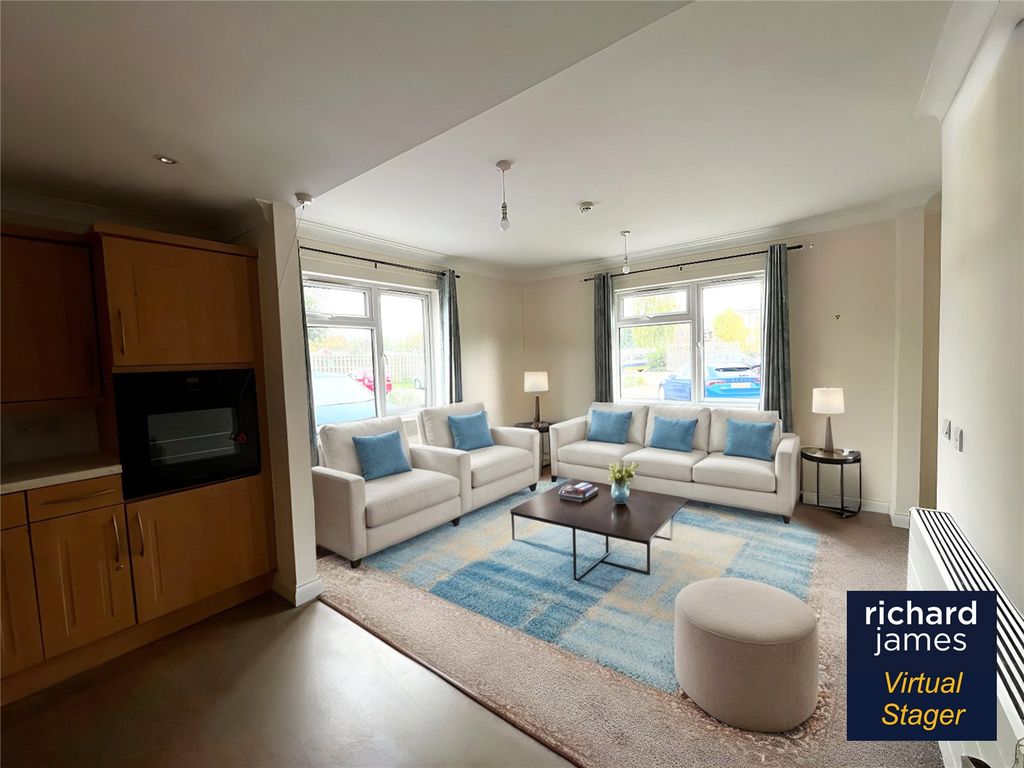 2 bed flat for saleStanton Lodge, Kingsdown Road, South Marston SN3