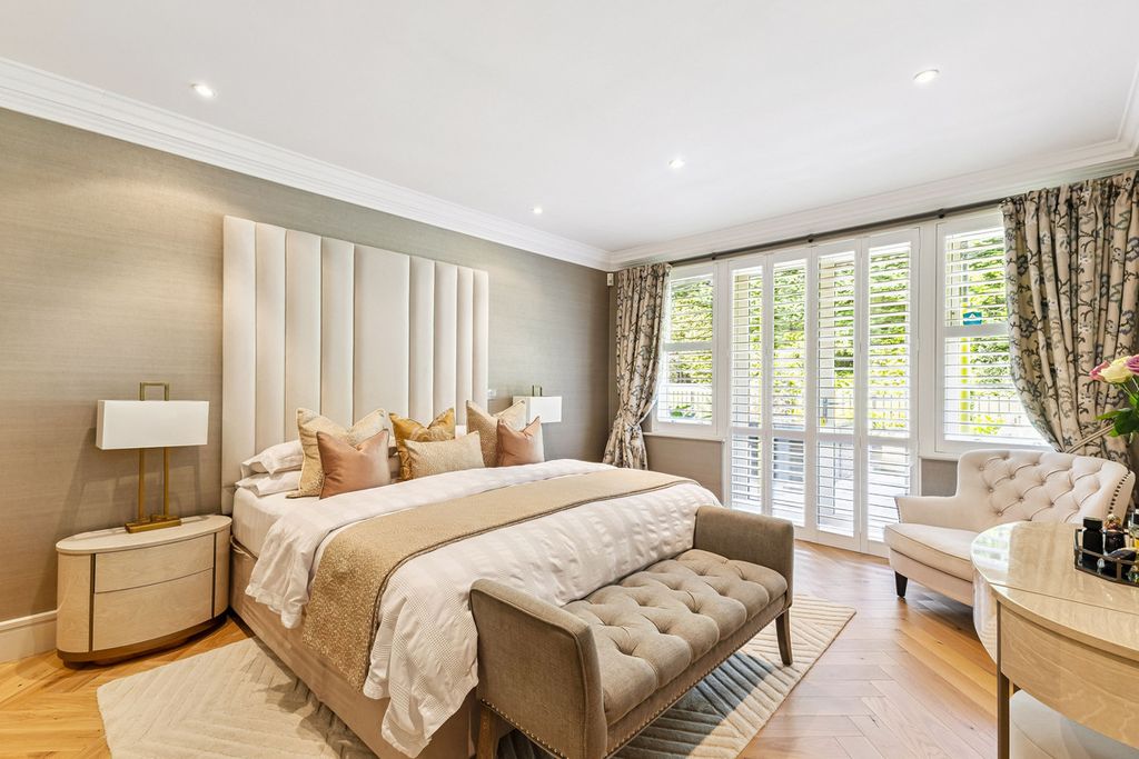 Additional image 17 of 2 bed flat for saleWindsor Road, Ascot SL5