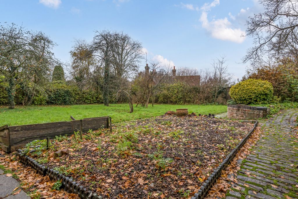 Additional image 3 of 4 bed detached house for saleLockeridge, Marlborough SN8