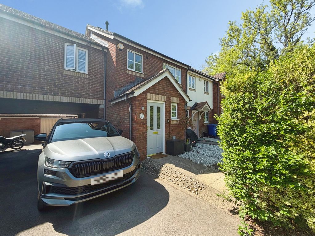 4 bed terraced house for saleSetter Combe, Warfield, Bracknell RG42