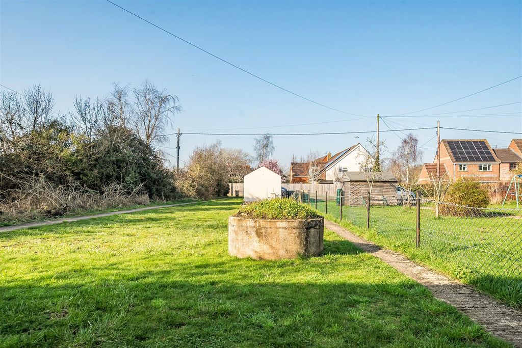 Additional image 15 of 3 bed semi-detached house for saleOrchard Leaze, Christian Malford, Chippenham SN15