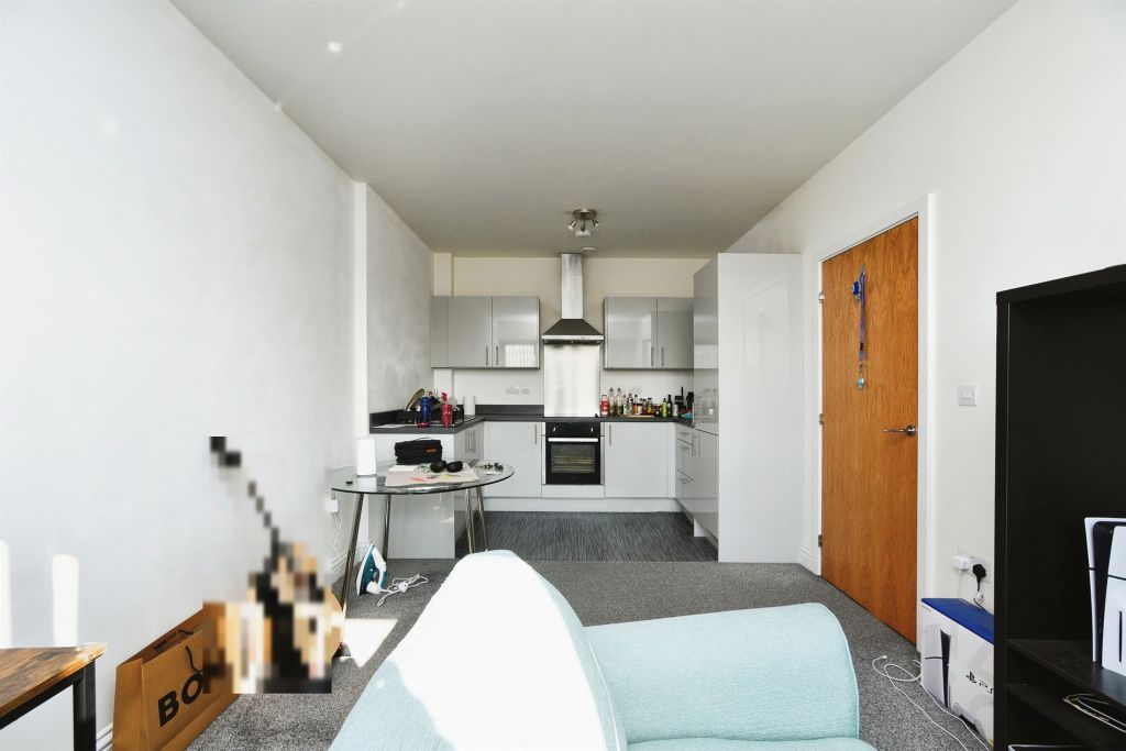 Additional image 6 of 1 bed flat for saleFarnsby Street, Swindon SN1