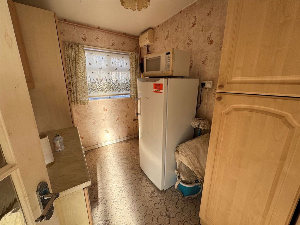 Additional image 3 of 3 bed detached house for saleWardley Close, Park South, Swindon SN3