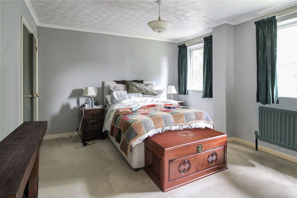 Additional image 12 of 4 bed detached house for saleHarebell Close, Haydon Wick, Swindon SN25