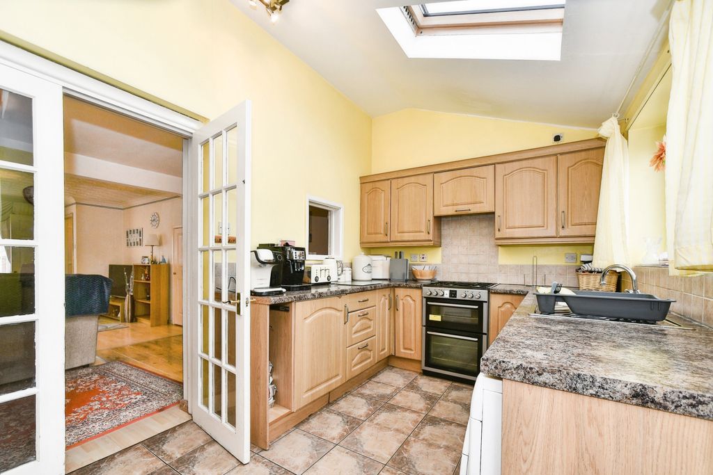 Additional image 4 of 3 bed end terrace house for saleFyne Close - Sparcells, Swindon SN5