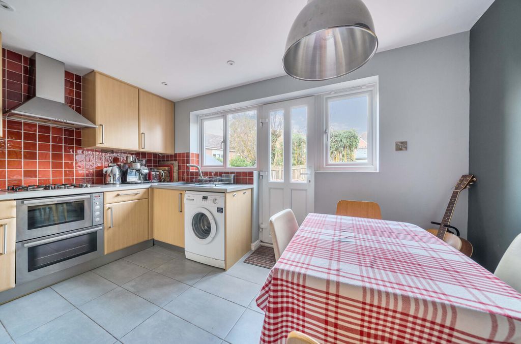 Additional image 3 of 2 bed semi-detached house for saleNorman Keep, Warfield, Bracknell RG42
