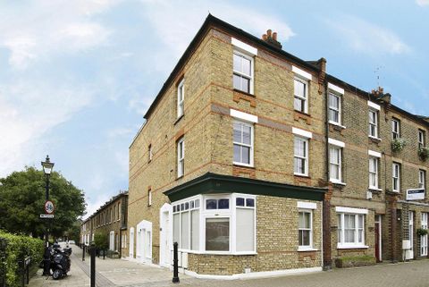 Lacy Road, Putney SW15