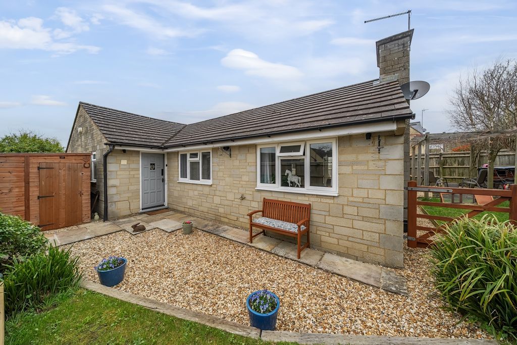 4 bed detached house for saleOakleaze, Minety, Malmesbury, Wiltshire SN16