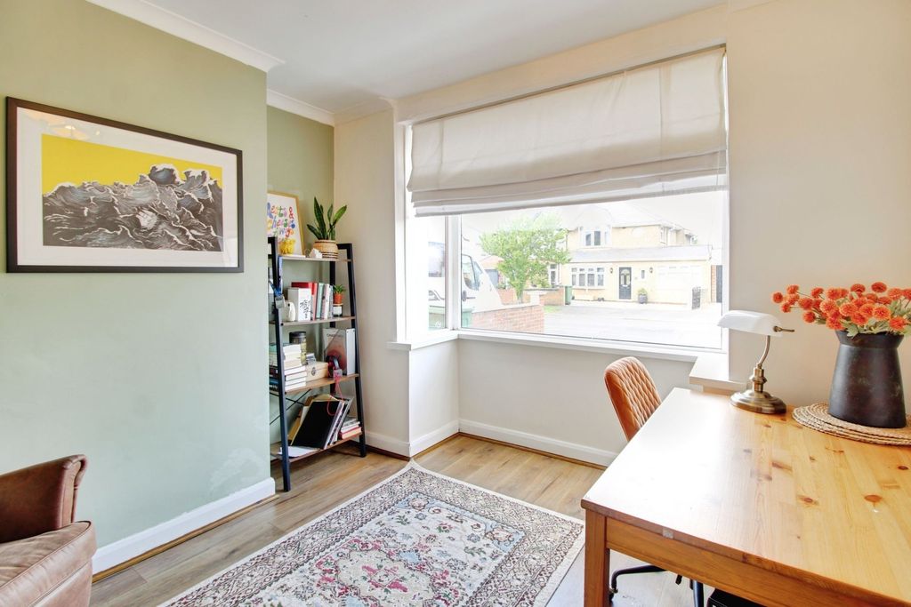 Additional image 3 of 2 bed end terrace house for saleWhitby Grove, Rodbourne Cheney SN2