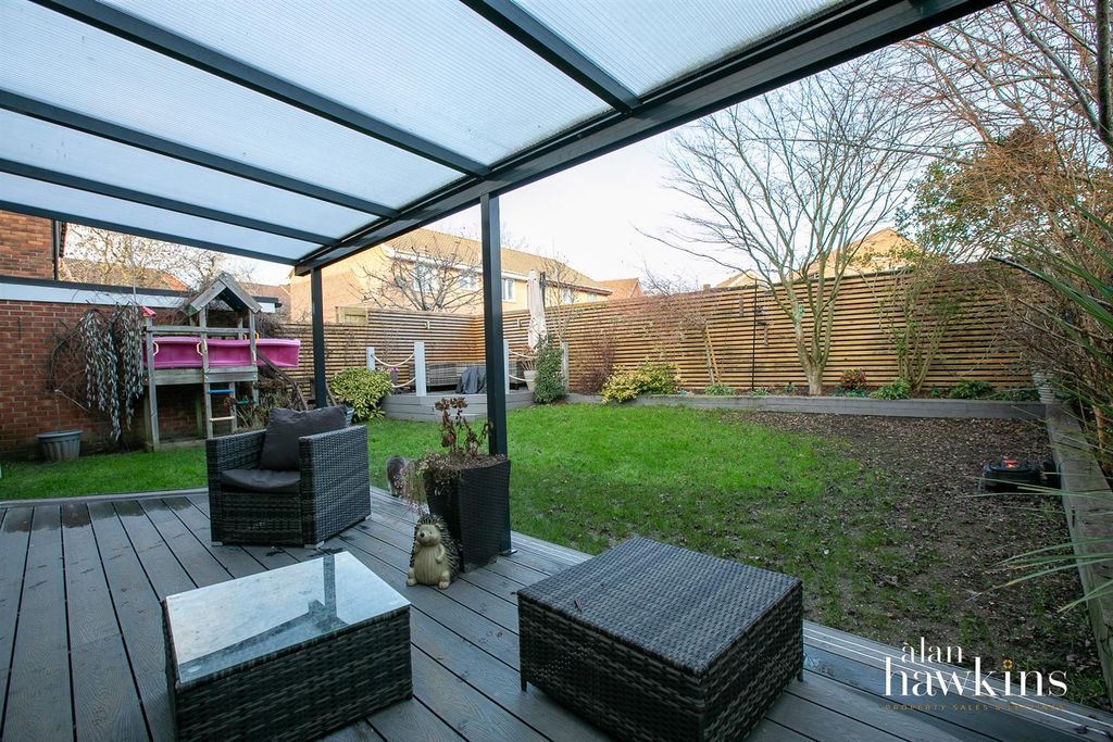 Additional image 15 of 4 bed detached house for saleHigh Mead, Woodshaw, Royal Wootton Bassett SN4