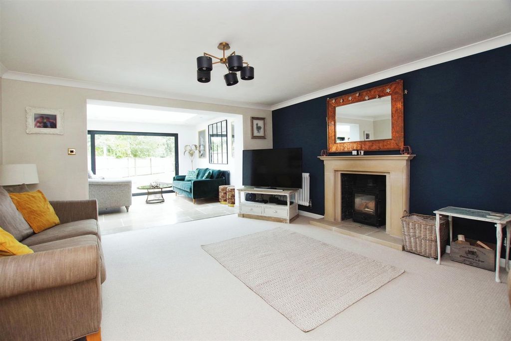 Additional image 3 of 4 bed detached house for saleThe Maltings, Wanborough, Swindon SN4