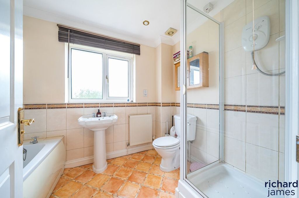 Additional image 18 of 4 bed detached house for saleNythe Road, Nythe, Swindon SN3